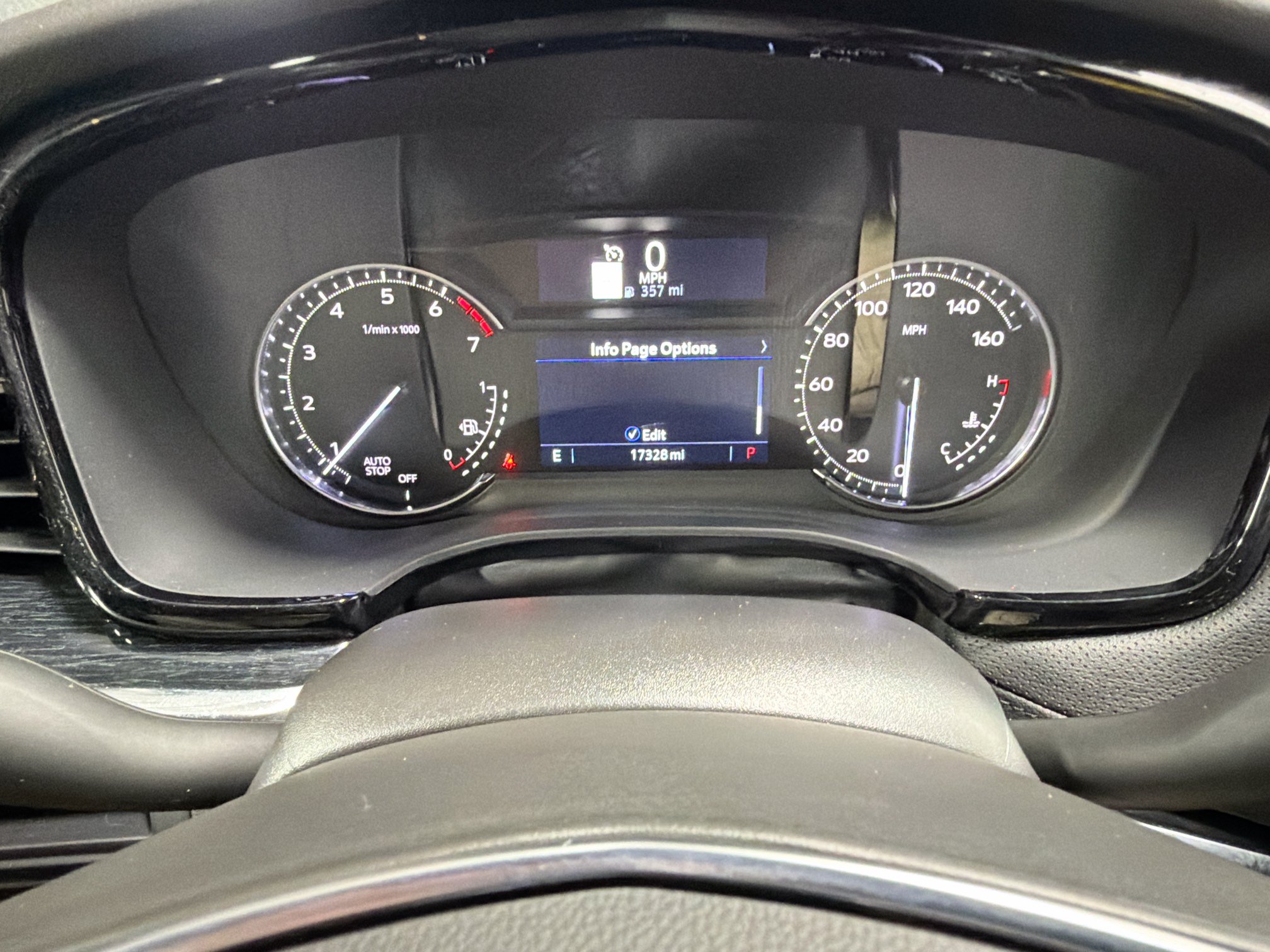 Used 2025 Cadillac XT5 Premium Luxury FWD image 39