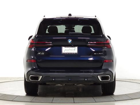 Used 2024 BMW X5 xDrive40i w/ M Sport Package AWD/4WD image 7