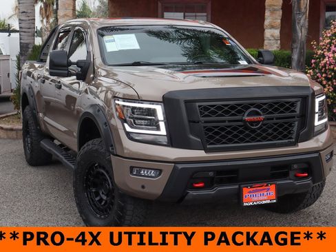 Used 2021 Nissan Titan PRO-4X w/ Pro-4x Convenience Package image 2