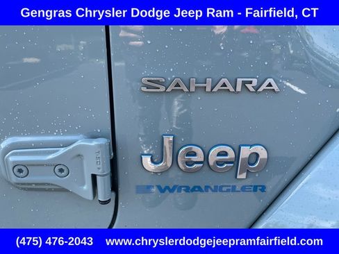 Used 2024 Jeep Wrangler Unlimited Sahara w/ Safety Group AWD/4WD image 16