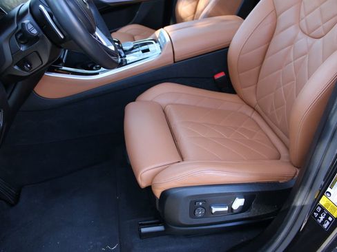 Used 2023 BMW X5 xDrive40i w/ Premium Package image 22