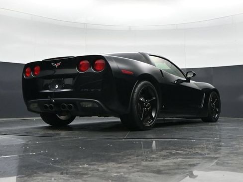 Used 2006 Chevrolet Corvette Coupe RWD image 35