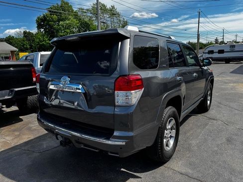 Used 2011 Toyota 4Runner SR5 w/ Premium Pkg w/Leather AWD/4WD image 6