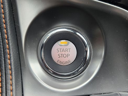 Used 2023 Nissan Maxima SR w/ Sport Mat Group image 22