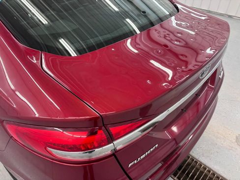 Used 2017 Ford Fusion SE w/ Fusion SE Technology Package FWD image 21