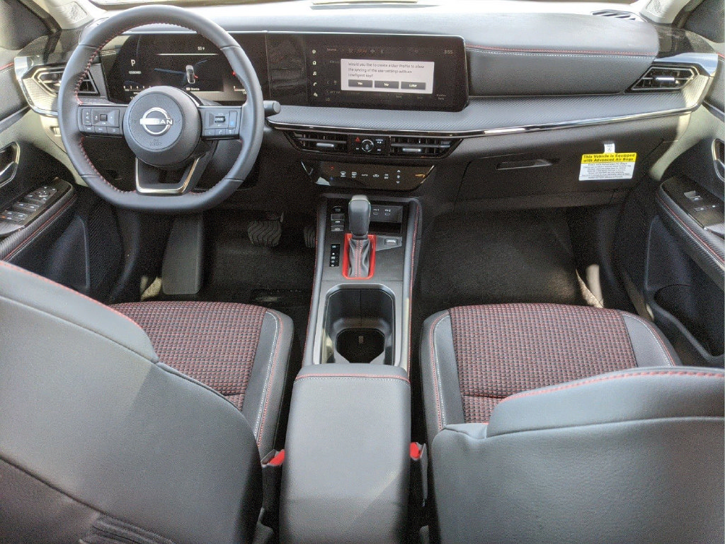 Certified 2025 Nissan Kicks SR AWD/4WD image 17