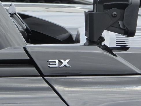 New 2025 GMC Hummer EV 3X w/ Battery Pack, 24 Module Pack image 31