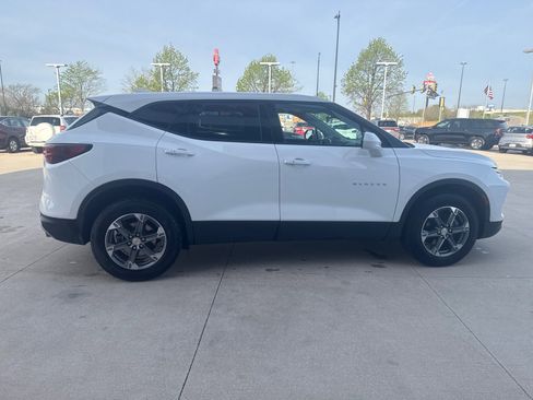 Used 2025 Chevrolet Blazer LT image 5