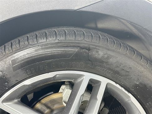 Used 2017 Hyundai Santa Fe Limited image 32