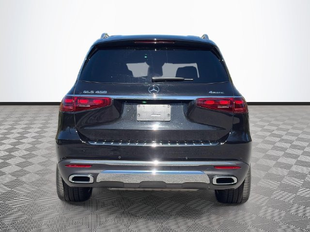 Used 2024 Mercedes-Benz GLS 450 4MATIC image 5