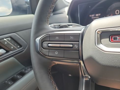 Used 2026 GMC Terrain AT4 w/ Convenience Package III AWD/4WD image 23