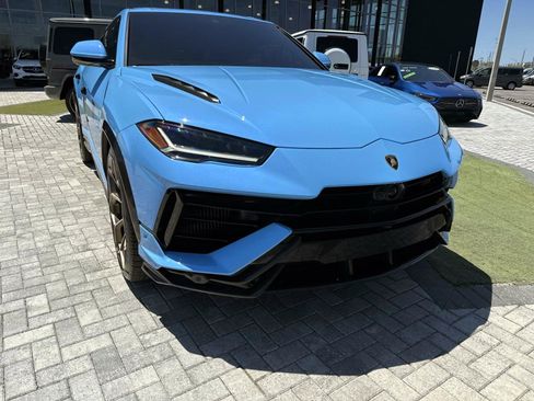 Used 2024 Lamborghini Urus Performante AWD/4WD image 8