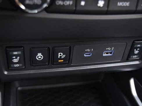 New 2026 Nissan Frontier SV w/ SV Convenience Package image 18