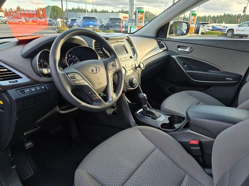 Used 2018 Hyundai Santa Fe Sport image 12