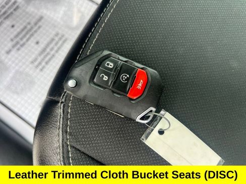 Used 2021 Jeep Gladiator Sport image 28