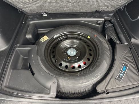 Used 2024 Jeep Grand Cherokee Limited 4xe image 11