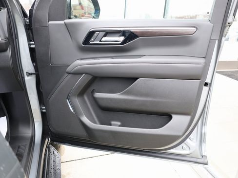 New 2026 Chevrolet Tahoe LS w/ LPO, Dark Essentials Package image 33