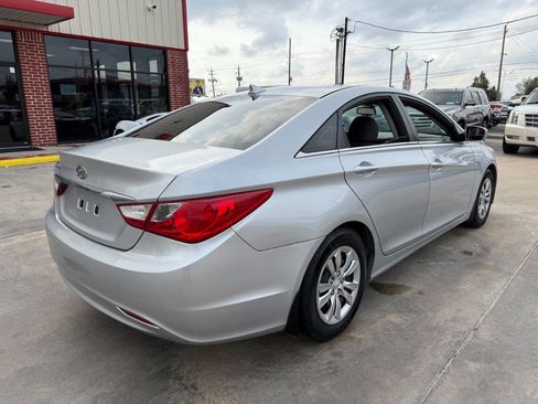 Used 2012 Hyundai Sonata GLS image 4