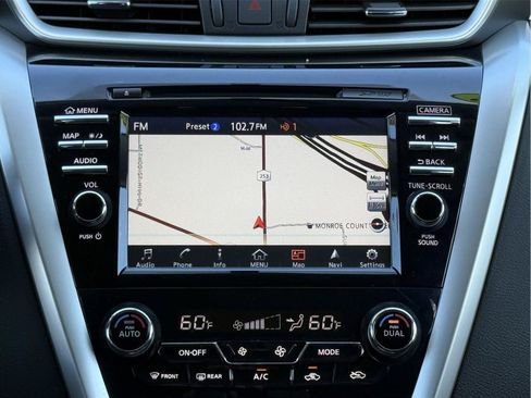 Used 2018 Nissan Murano S AWD/4WD image 15