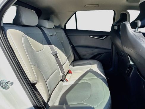 Used 2023 Kia Niro EX Touring FWD image 30