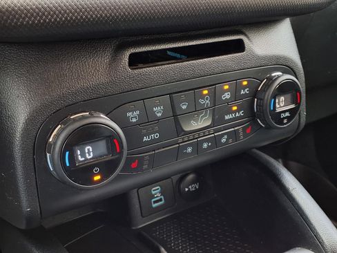 Used 2021 Ford Bronco Sport Outer Banks w/ Outer Banks Package (96D) AWD/4WD image 18