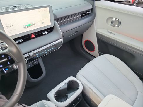 Certified 2024 Hyundai Ioniq 5 Limited image 16