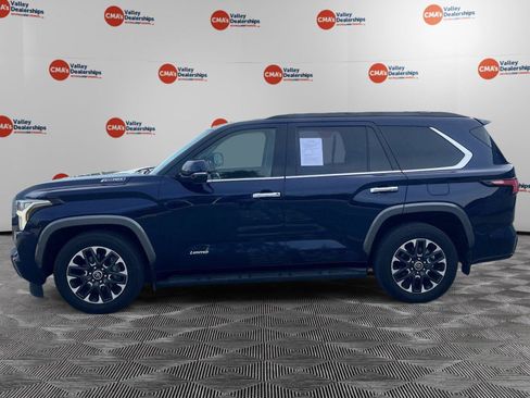 Used 2023 Toyota Sequoia Limited w/ Tow Technology Package AWD/4WD image 2