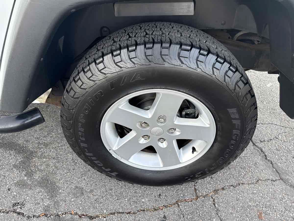 Used 2015 Jeep Wrangler Unlimited Sport w/ Quick Order Package 24S AWD/4WD image 10