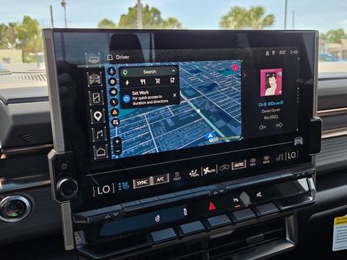 Used 2025 GMC Hummer EV 3X w/ LPO, Sport Package AWD/4WD image 26