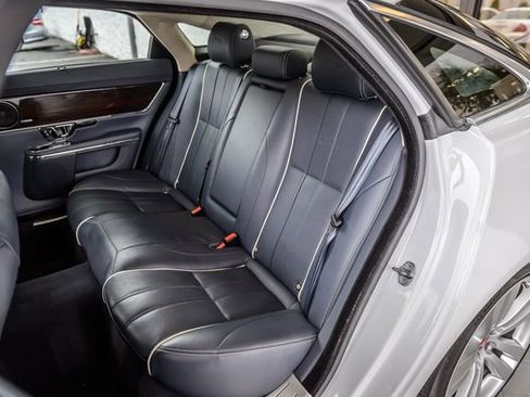 Used 2015 Jaguar XJ L Portfolio image 45