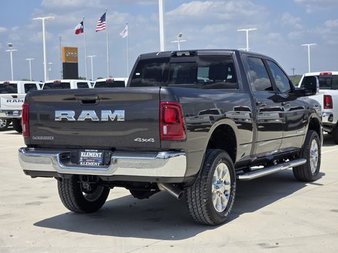 New 2026 RAM 2500 Laramie AWD/4WD image 6