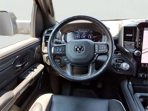 Used 2025 RAM 1500 Limited AWD/4WD image 23