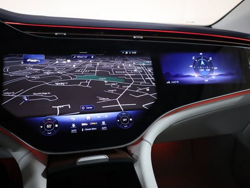 Used 2024 Mercedes-Benz EQE AMG 4MATIC SUV image 27