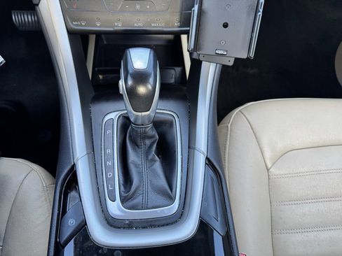 Used 2015 Ford Fusion SE w/ Equipment Group 502A image 26