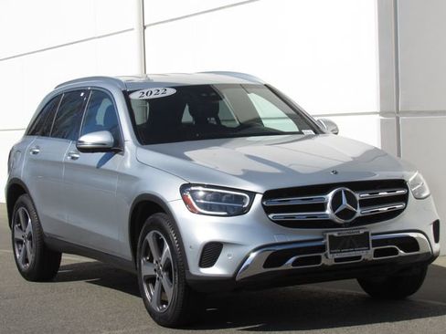 Used 2022 Mercedes-Benz GLC 300 4MATIC image 2