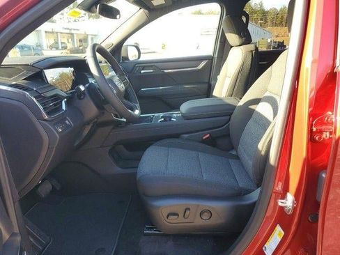 New 2025 GMC Acadia Elevation w/ Black Edition image 19