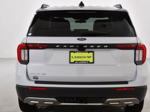 New 2026 Ford Explorer Active w/ Active Comfort Package AWD/4WD image 13