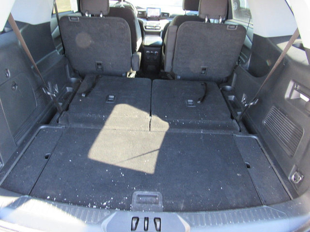 Used 2022 Ford Explorer XLT AWD/4WD image 19