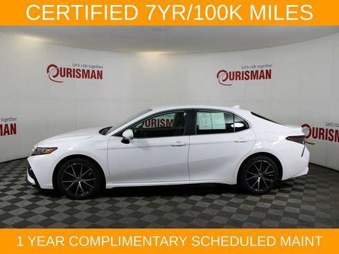 Used 2023 Toyota Camry SE w/ Convenience Package FWD image 3