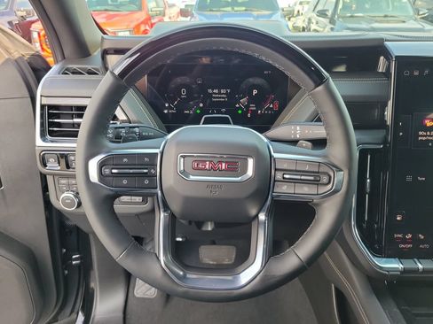 Used 2025 GMC Yukon XL Elevation w/ LPO, Yukon Black Package AWD/4WD image 24