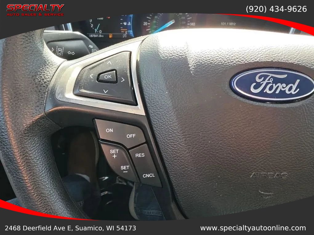 Used 2020 Ford Fusion SE FWD image 18