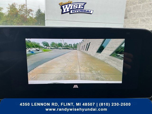 Used 2024 Chevrolet Trax RS FWD image 5