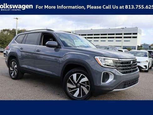 New 2026 Volkswagen Atlas SE image 1