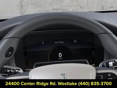 New 2026 Lincoln Corsair Premiere image 13