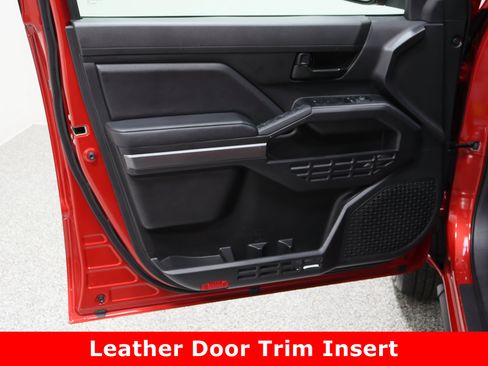 Used 2025 Toyota Tacoma SR5 image 12