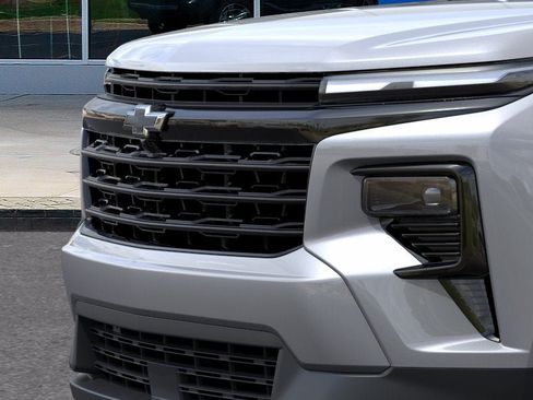 New 2027 Chevrolet Traverse LT w/ Midnight/Sport Edition FWD image 37