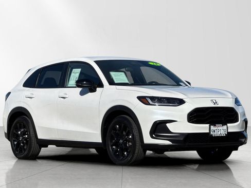 Used 2024 Honda HR-V Sport image 1