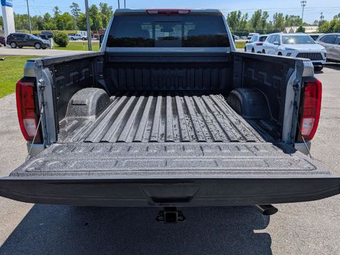 New 2026 GMC Sierra 2500 SLE w/ SLE Value Package; AWD/4WD image 10
