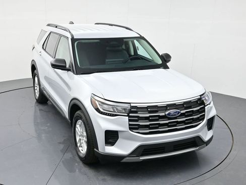 New 2026 Ford Explorer Active image 41