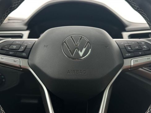 Used 2021 Volkswagen Atlas SEL Premium AWD/4WD image 26